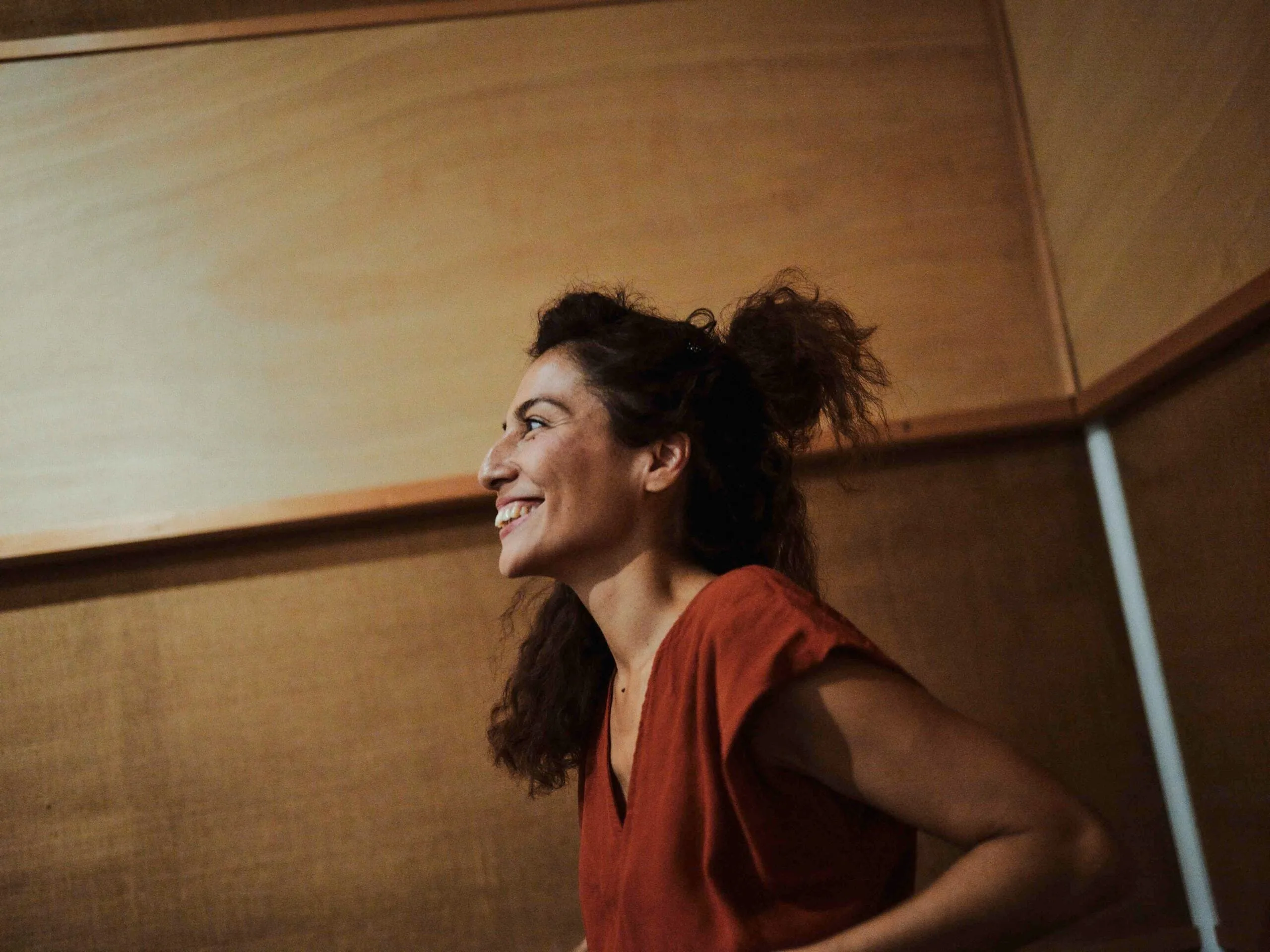 Debora Vilchez Cajon Orchester der Kulturen Studio Kleine Audiowelt